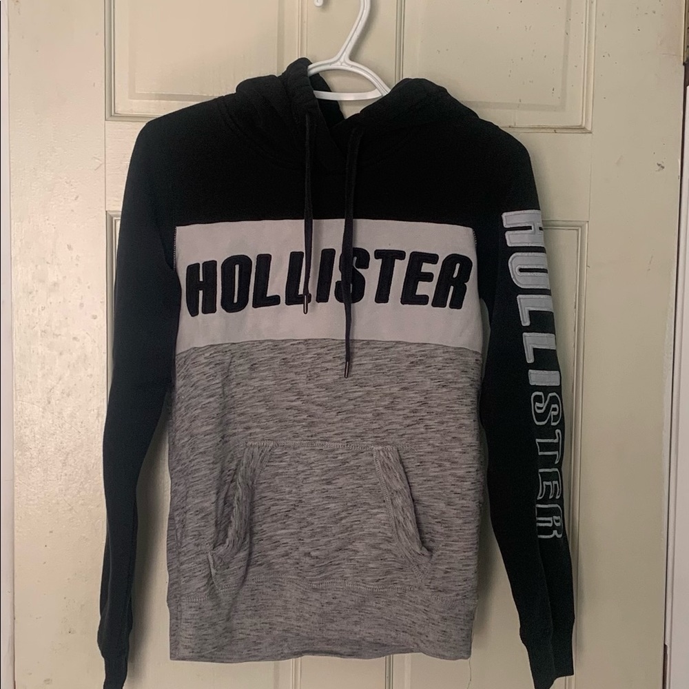 Hollister women’s pullover hoodie small